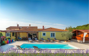 Nice Home In Loborika With Jacuzzi
